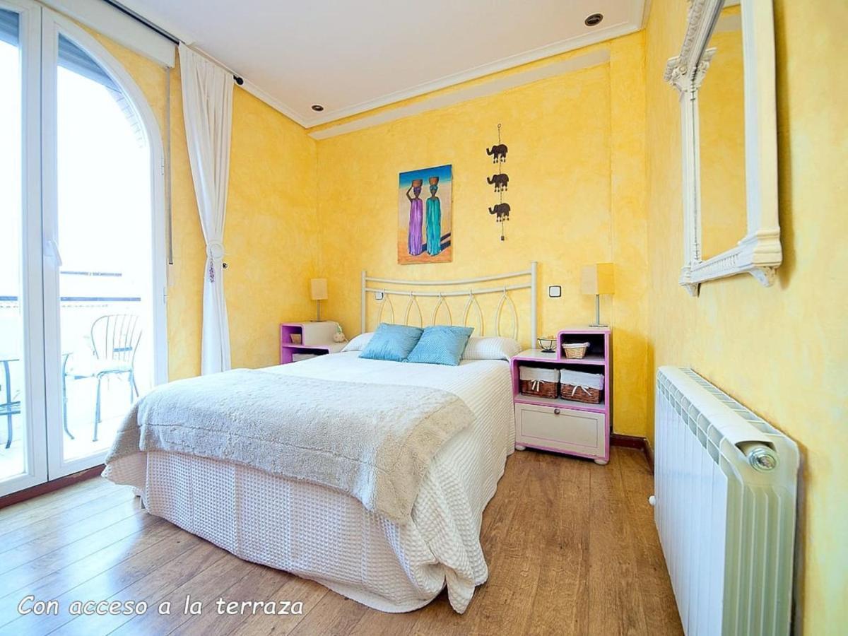 Atico Con Encanto En El Centro De Logroño Kültér fotó