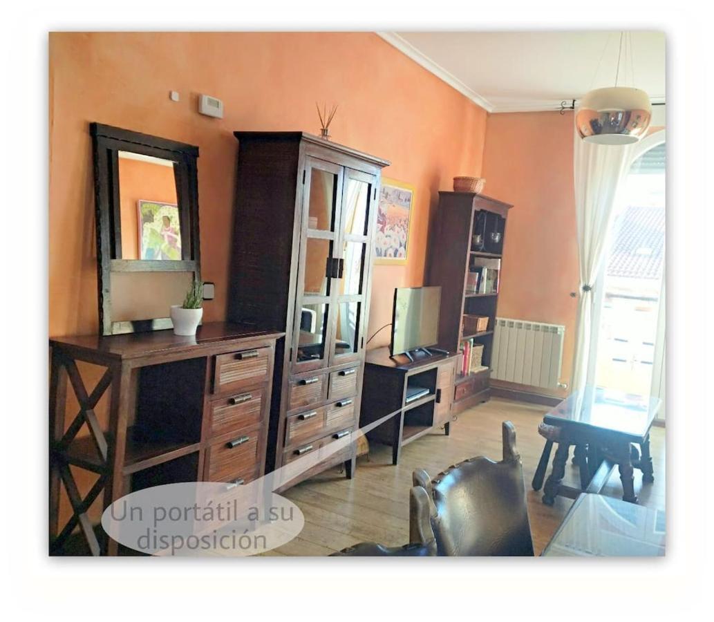 Atico Con Encanto En El Centro De Logroño Kültér fotó
